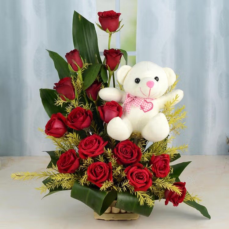 teddy with roses