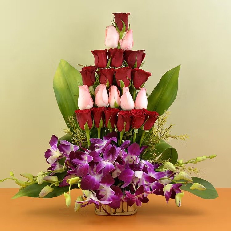 Orchid rose basket